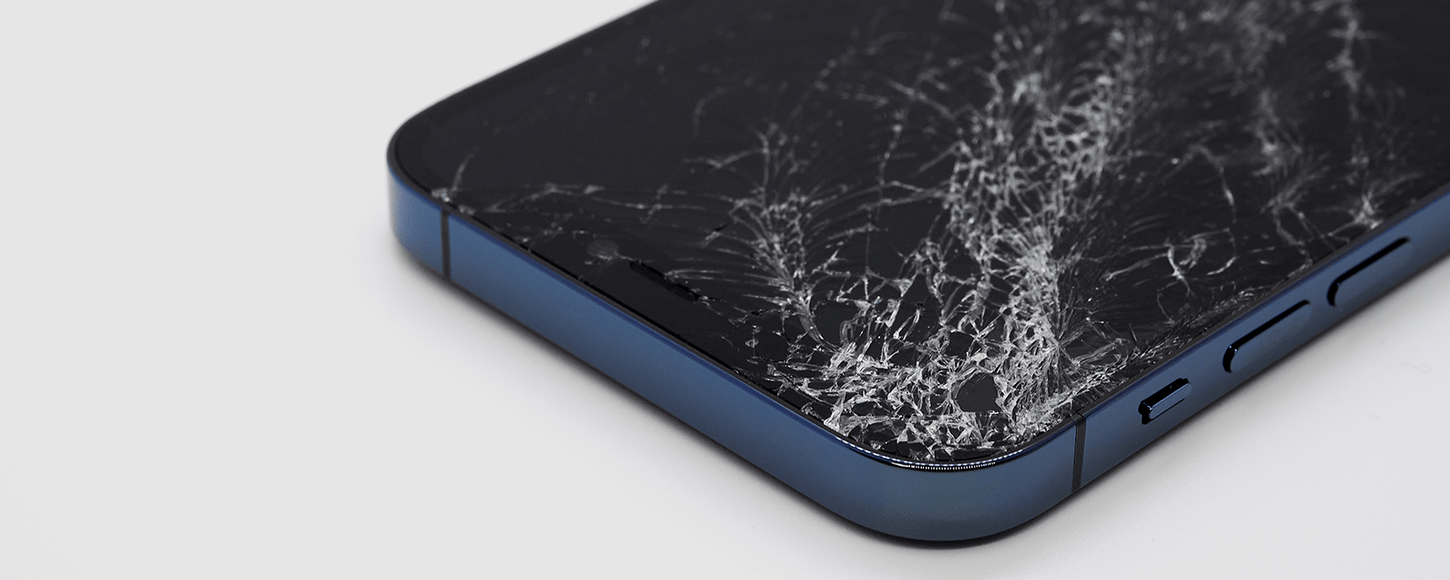 Is it Worth Repairing a Broken iPhone Display or Better to Buy a New One?